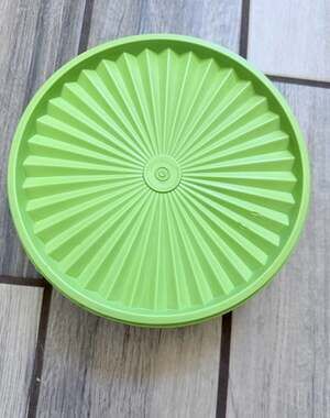 Vintage Tupperware Lime Green Servalier Canister Starburst Lid #1204-1 & #1205-4